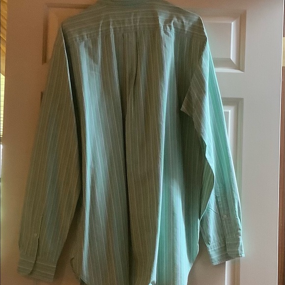 Men’s large Ralph Lauren button down - Picture 2 of 2